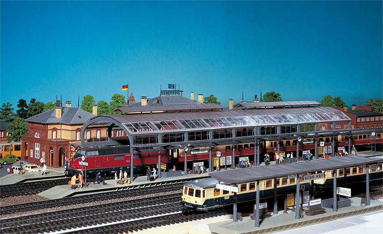 Marciapiedi coperti Stazione d'epoca