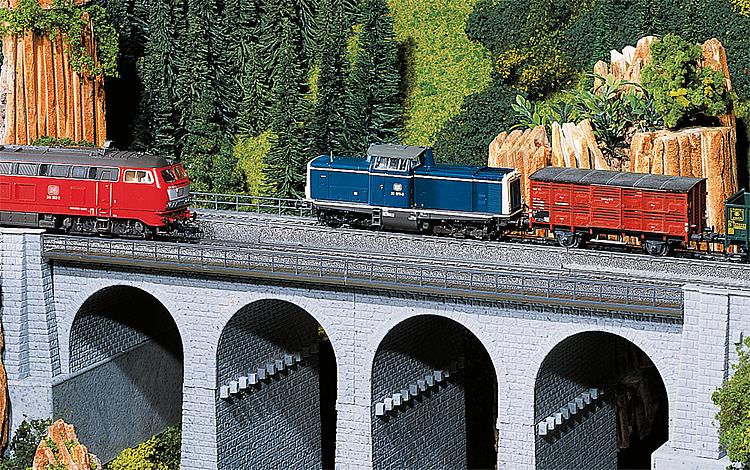 Parte superiore di un viadotto diritto