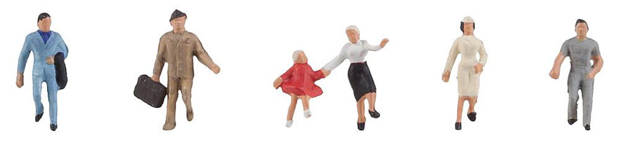 6 persone che salgono le scale