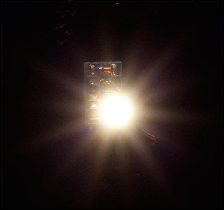 5 LED, tonalit� bianco caldo