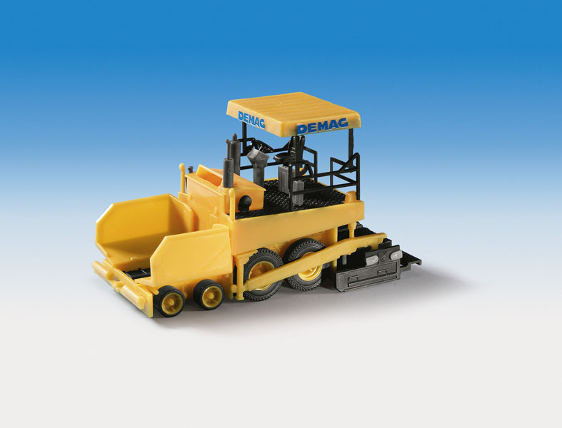 DEMAG  asfaltatrice