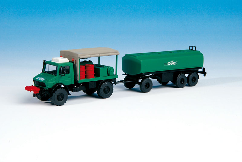 UNIMOG CON RIMORCHIO