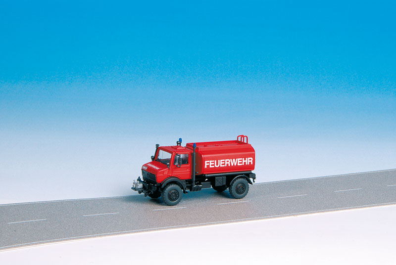 UNIMOG POMPIERI INNAFFIATRICE