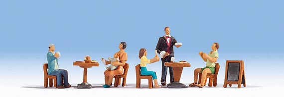 CLIENTI DI RISTORANTI