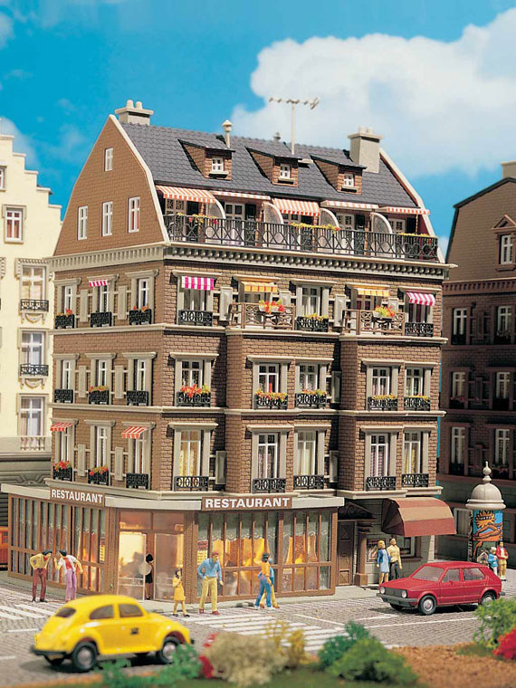 Palazzina con Ristorante