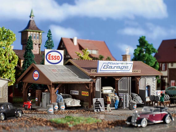 Pfizis   Garage