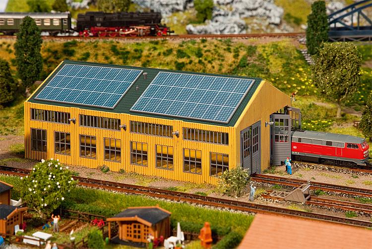 Moderna rimessa per locomotive