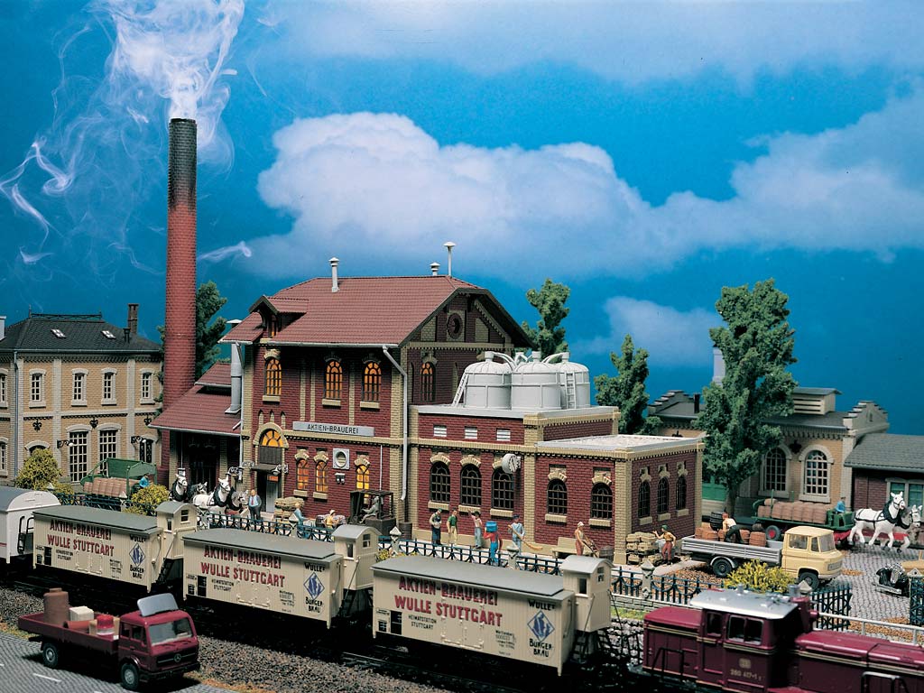 Modellismo Ferroviario Plastico Birreria scala H0 
